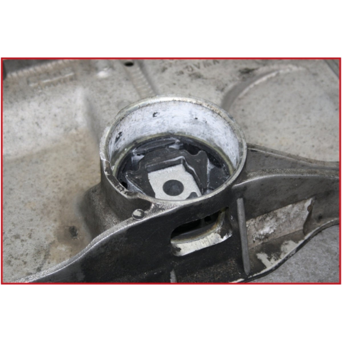 FOT_ANW_ALG_AUTO_440_0290_AW4_SALL_AING_V1