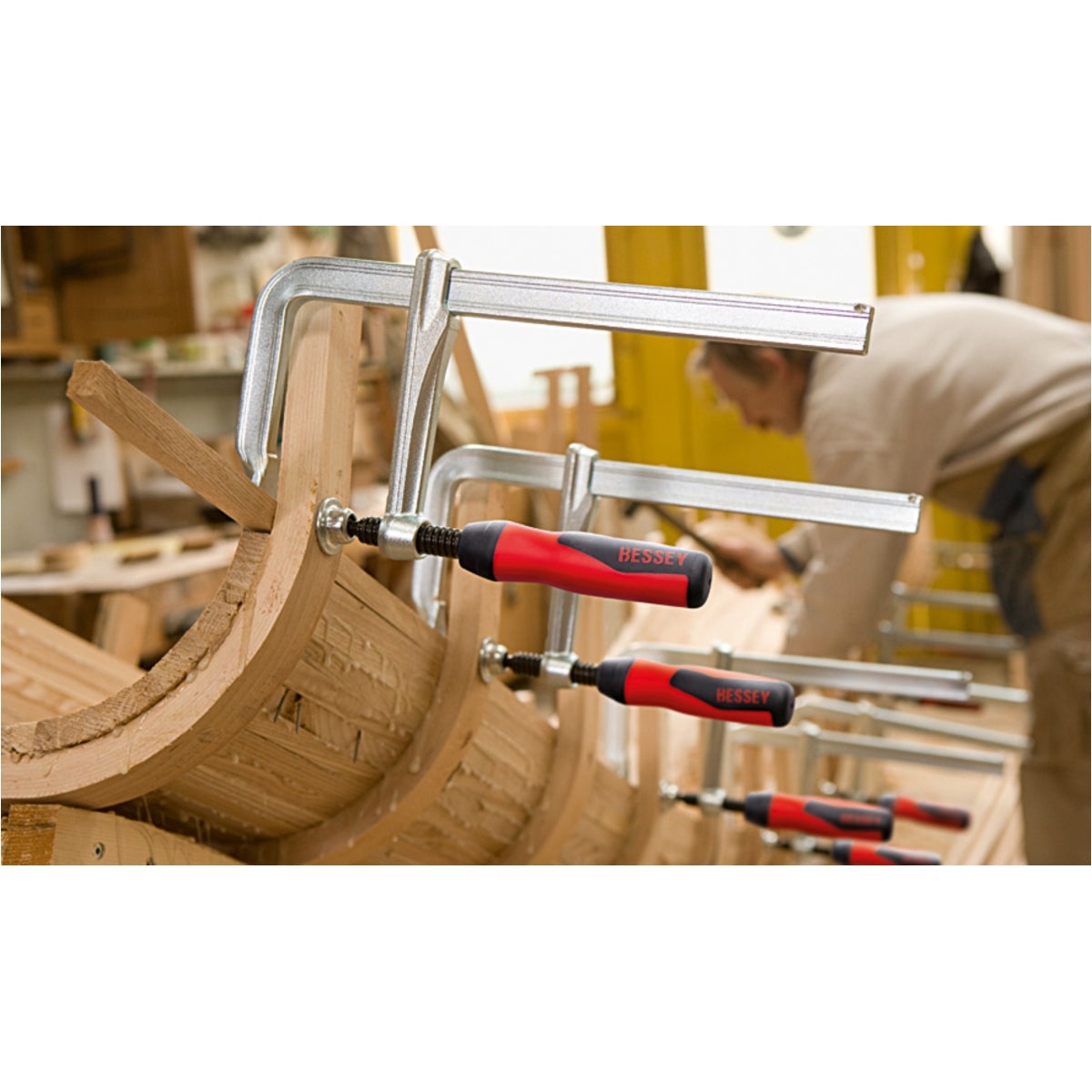 GZ-2K_work_man_wood_1__c750TPCamWSFBLHO