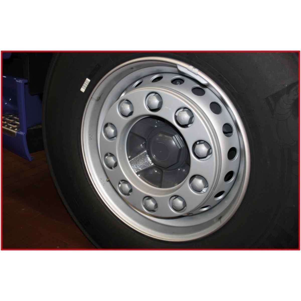 FOT_ANW_ALG_AUTO_450_0241_AW1_SALL_AING_V1
