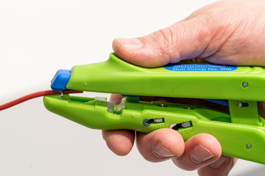 AWB_54000300_Duo-Crimp_No_300_Green_Line_04