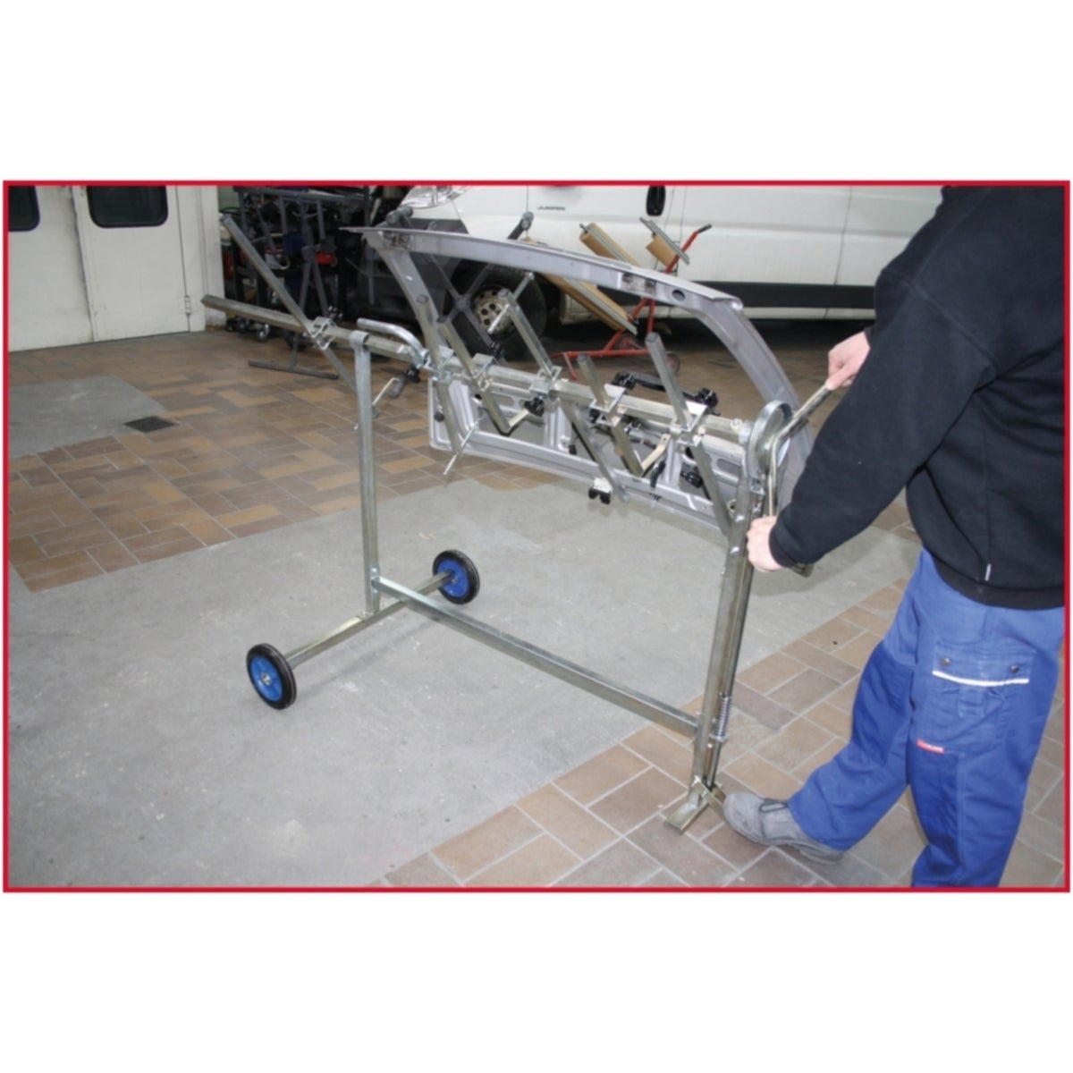 FOT_ANW_ALG_AUTO_140_2384_AW1_SALL_AING_V1