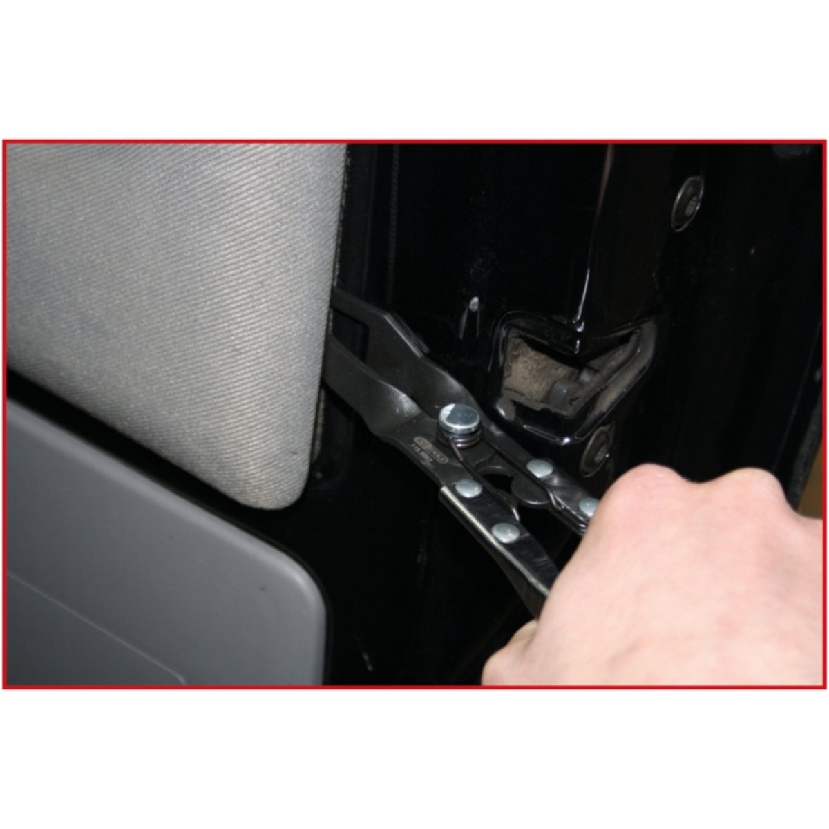 FOT_ANW_ALG_AUTO_115_1051_AW2_SALL_AING_V1