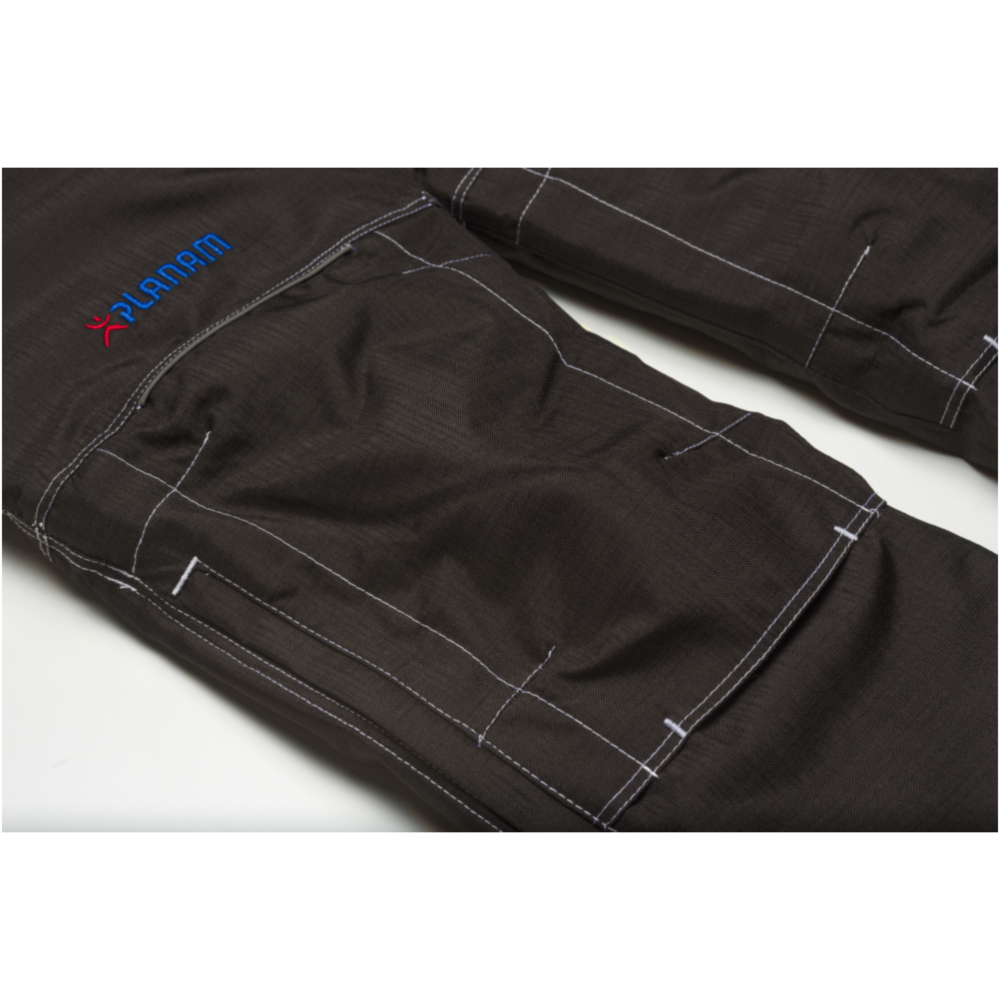 Detail_Basalt_3385_Knietasche_269