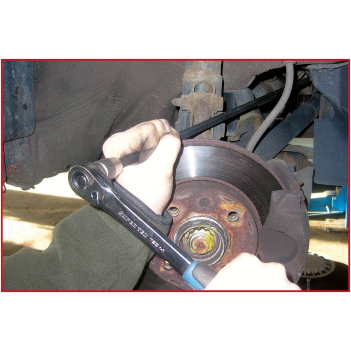 FOT_ANW_ALG_AUTO_150_1725_AW1_SALL_AING_V1