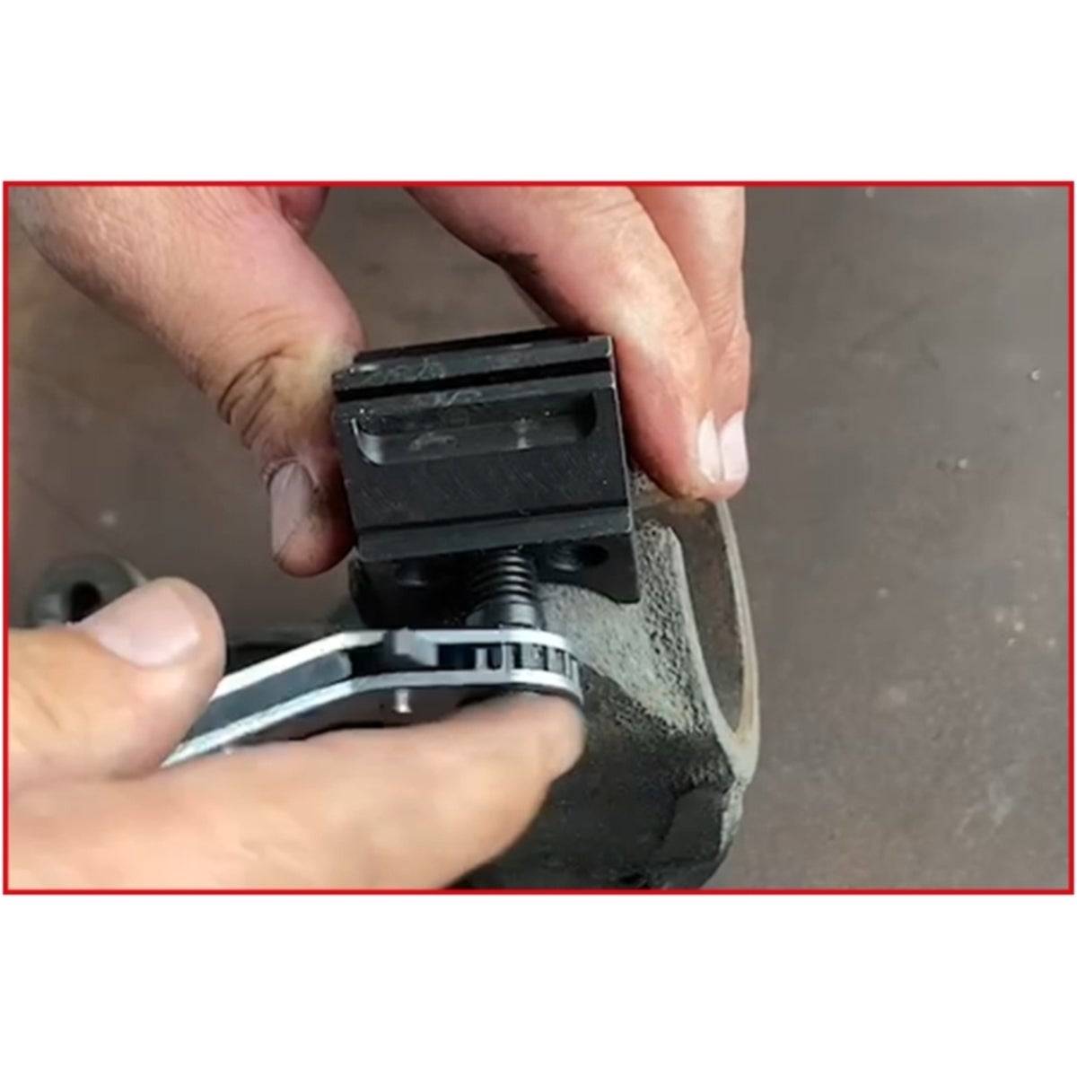 FOT_ANW_ALG_AUTO_700_5662_AW4_SALL_AING_V1