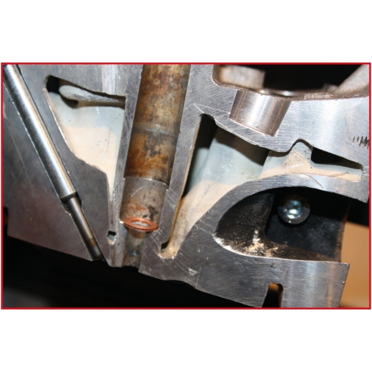 FOT_ANW_ALG_AUTO_152_1370_AW6_SALL_AING_V1