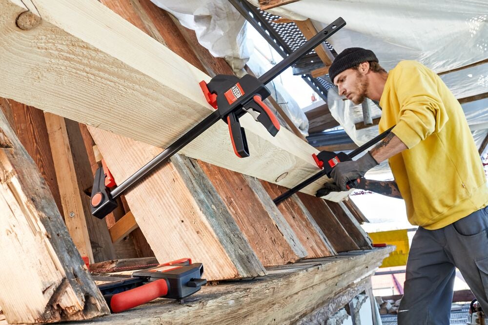 ezxl_work_wood_1
