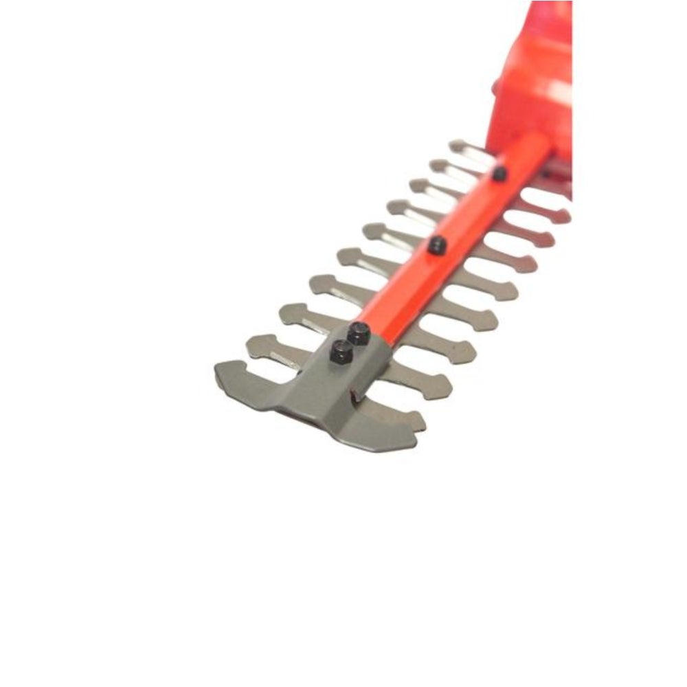 4933479675_Feat_3