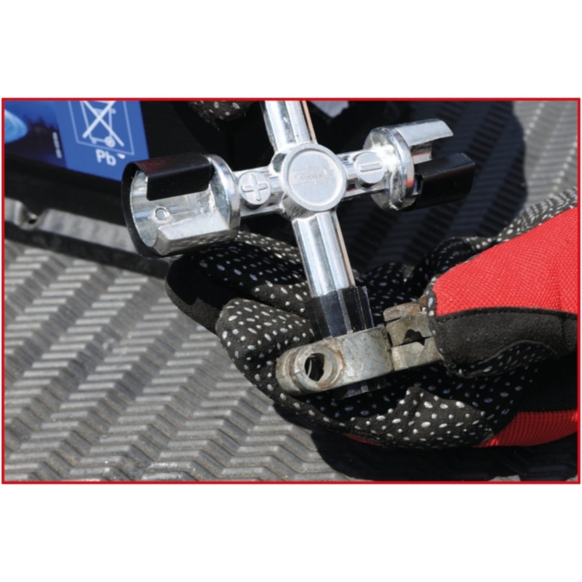 FOT_ANW_ALG_AUTO_700_1195_AW1_SALL_AING_V1