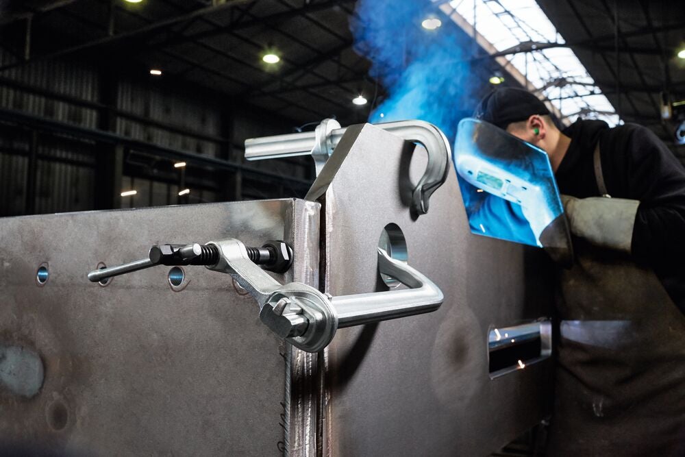 stbvc_work_steel_1
