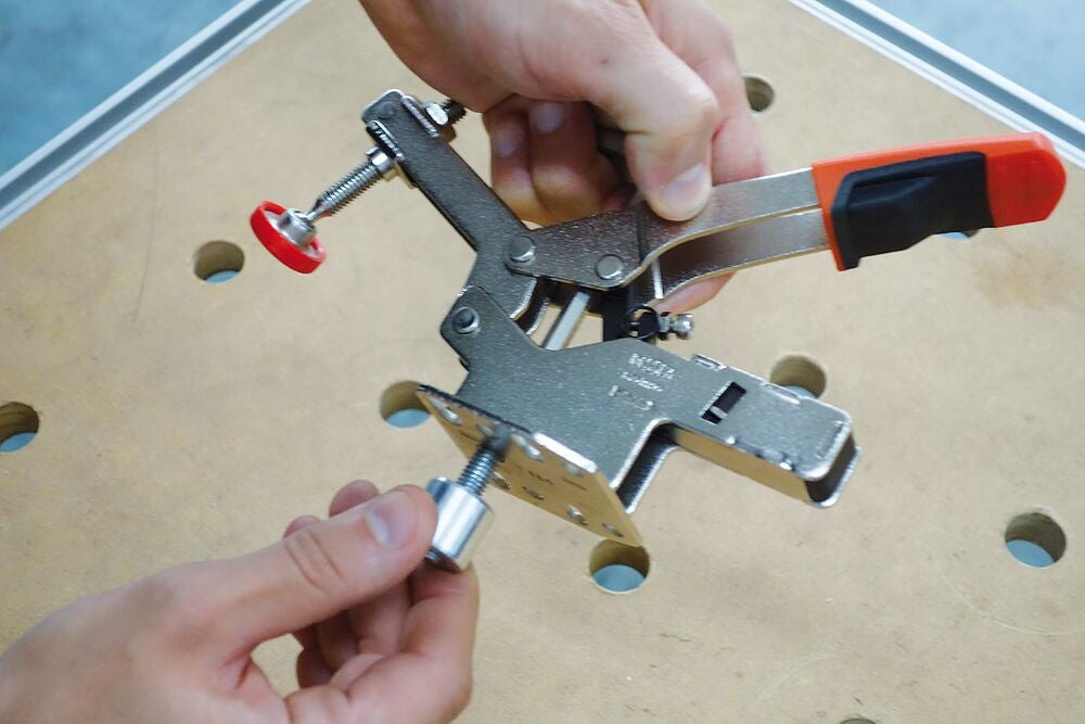stc-set-t20_work_assembly_02