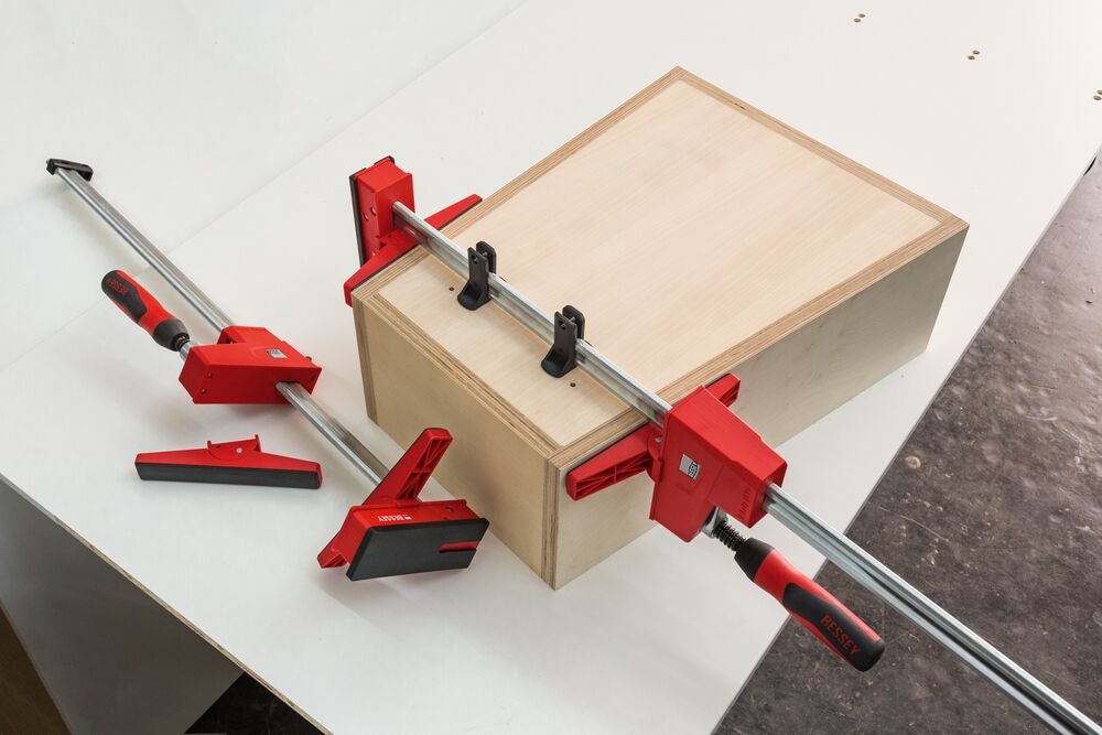 kre_kr-as_work_wood_2
