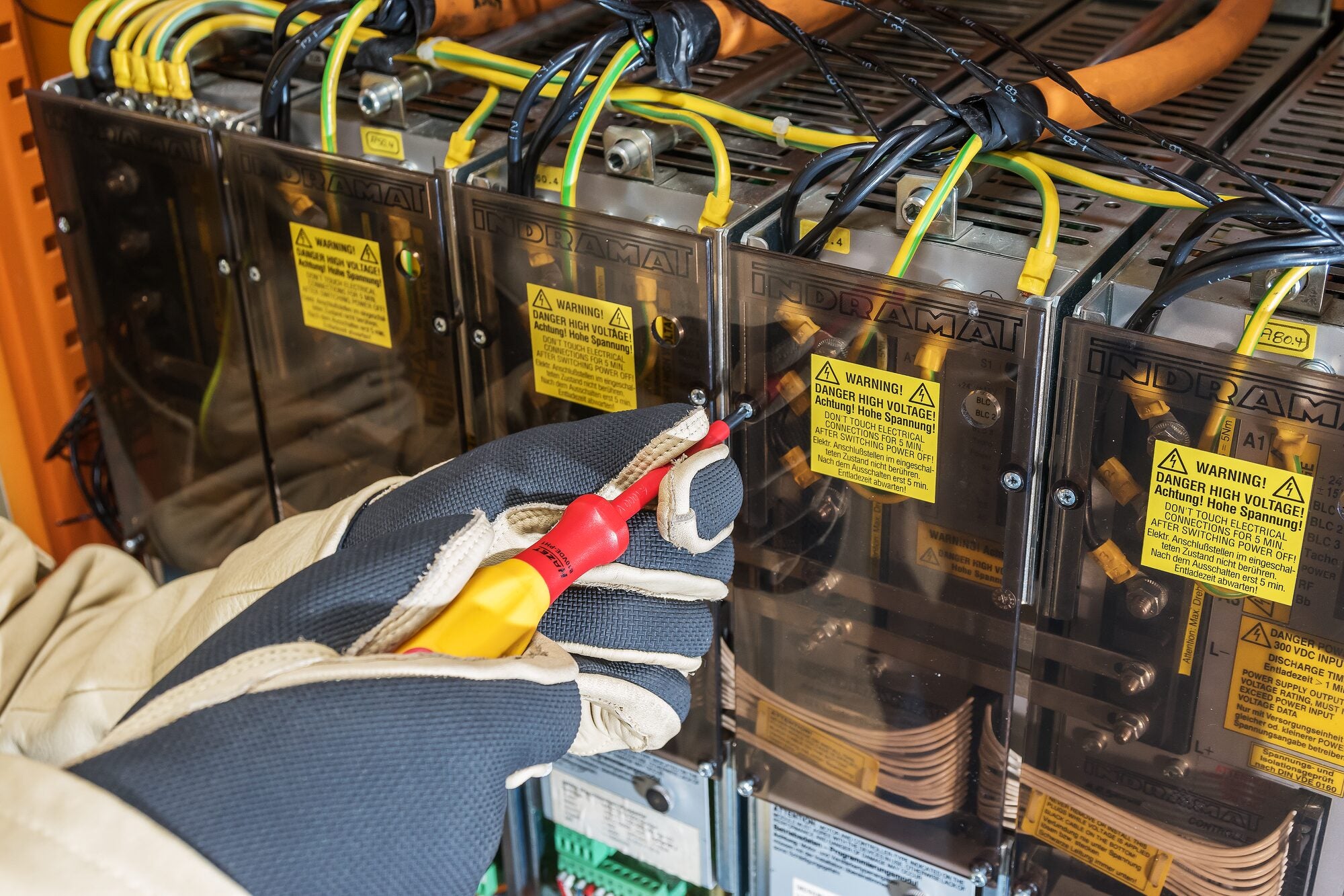 810vde-ph_anwendung_industrie_elektro_1