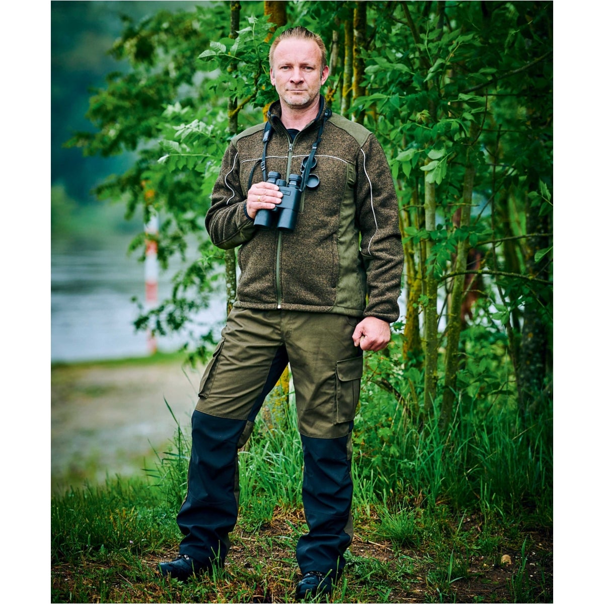 8_8196_j__ger-strickjacke_ahorn