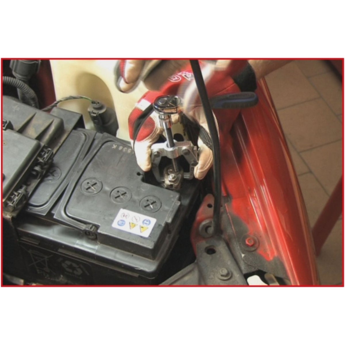 FOT_ANW_ALG_AUTO_620_310X_1-3__AW2_SALL_AING_V1