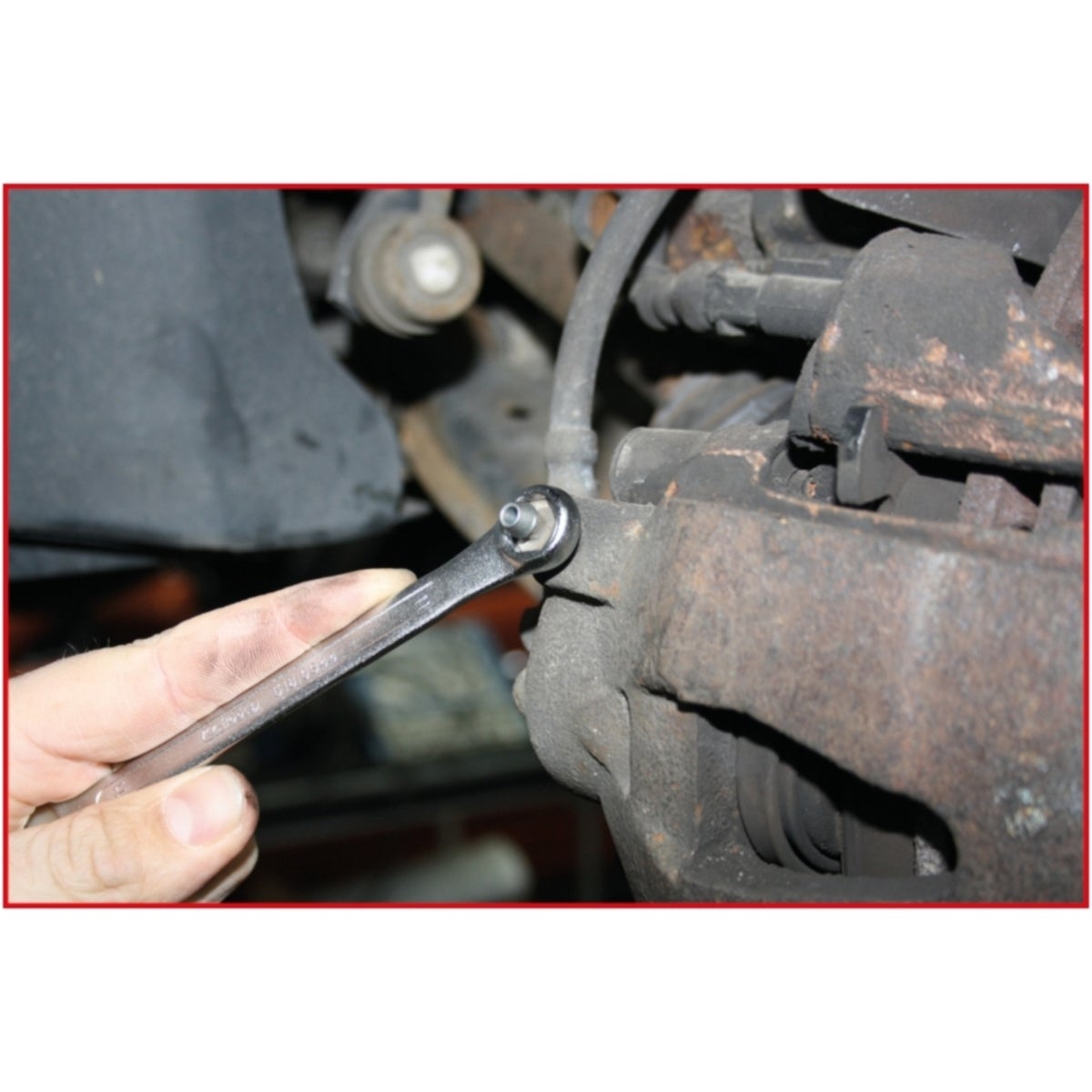 FOT_ANW_ALG_AUTO_518_0340_AW1_SALL_AING_V1