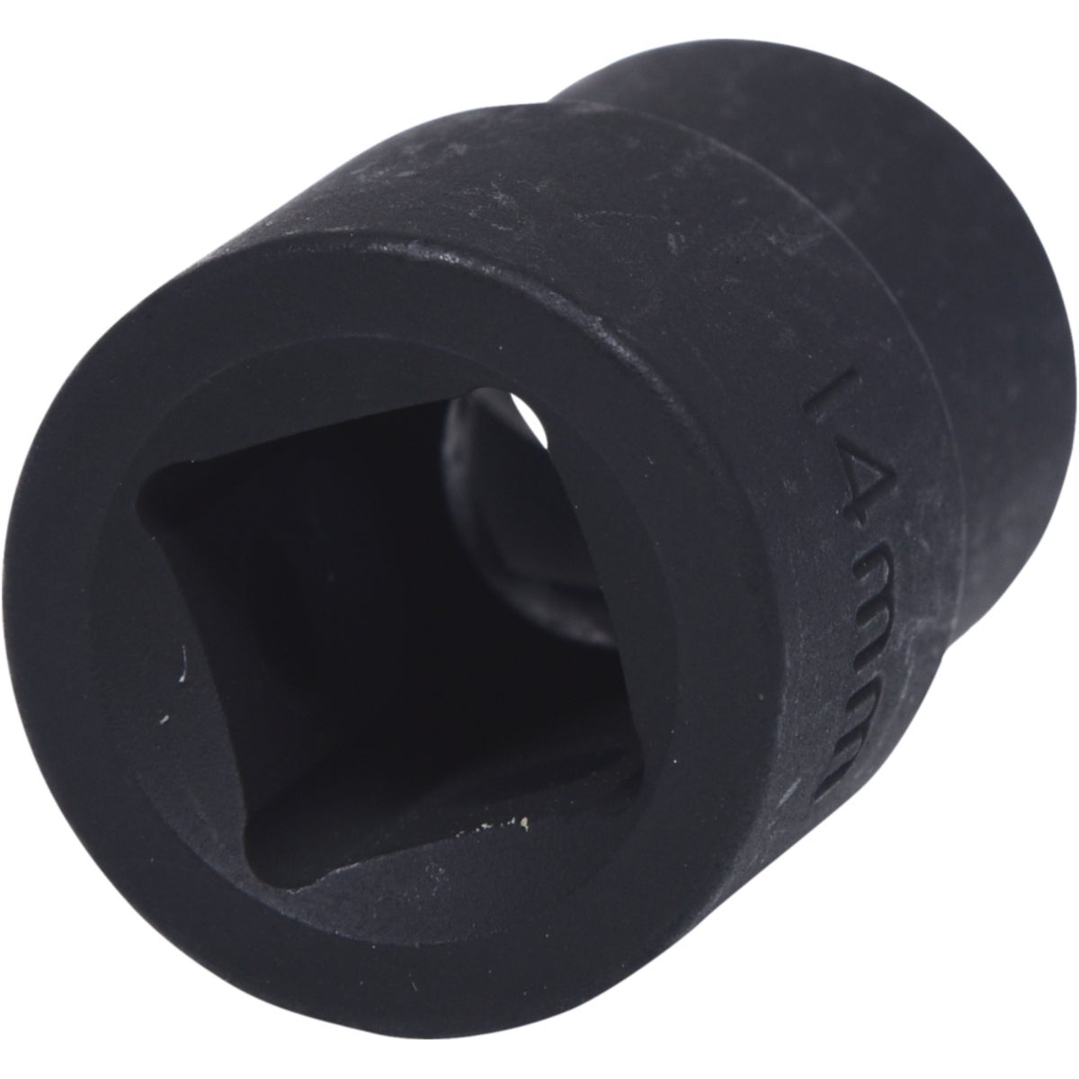 FOT_PRO_VAR_913_1467_2_SALL_AING_V1