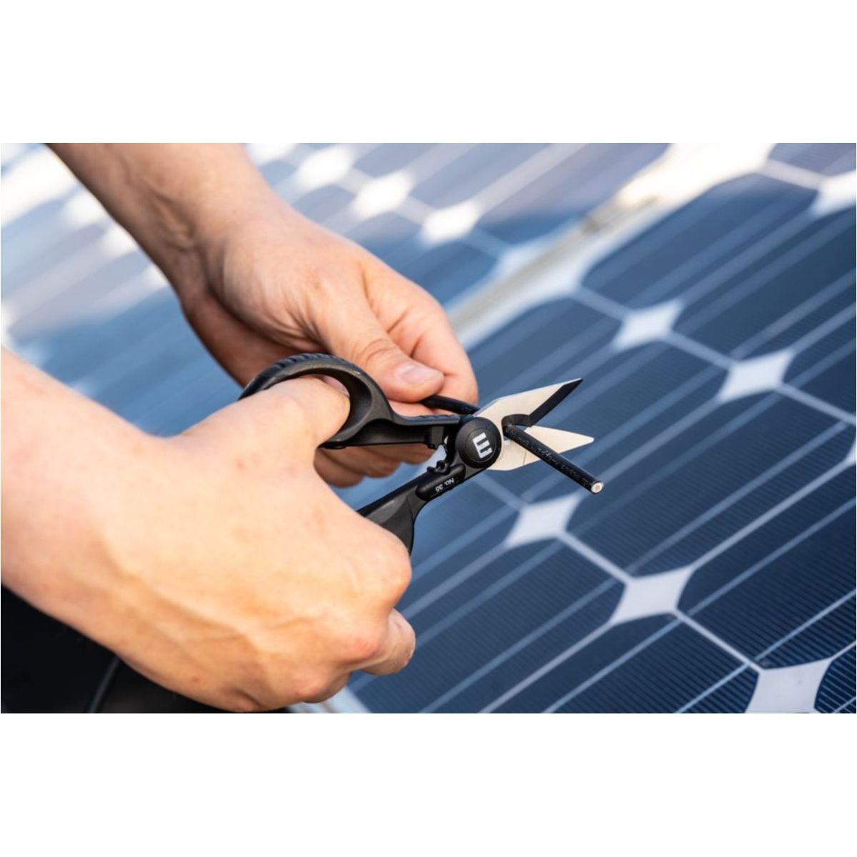 AWB_10105555_Solar_PV_Set_Kabelschere_No_35_02_936x624