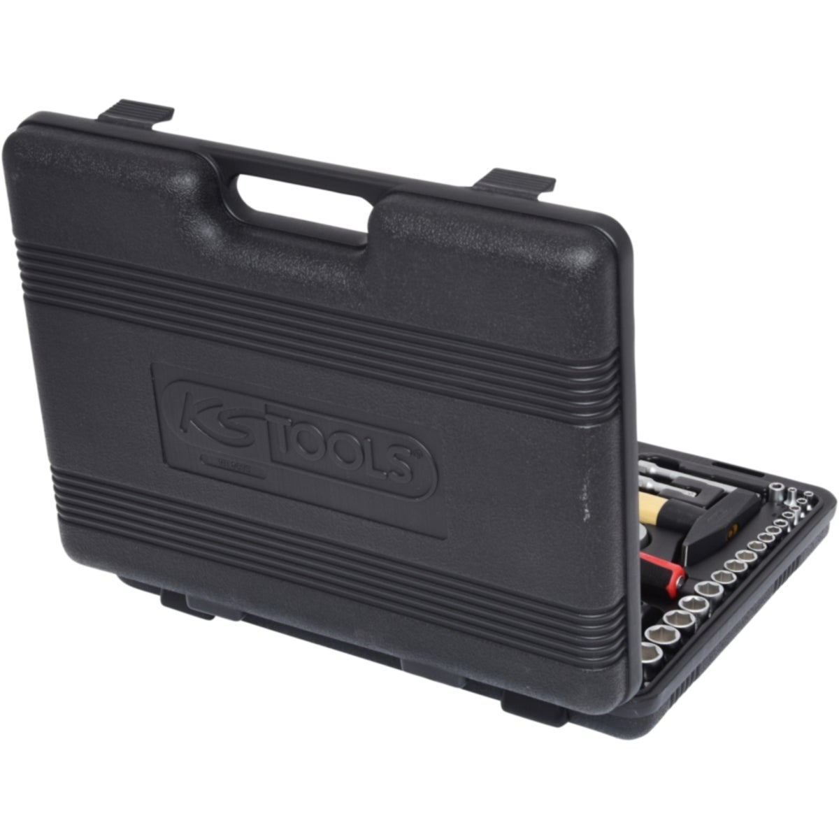 FOT_PRO_VAR_911_0688_2_SALL_AING_V1