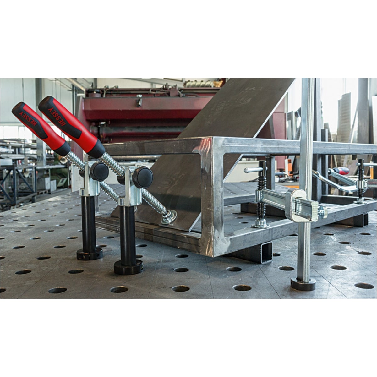 TW28AV_work_steel_2__c75
