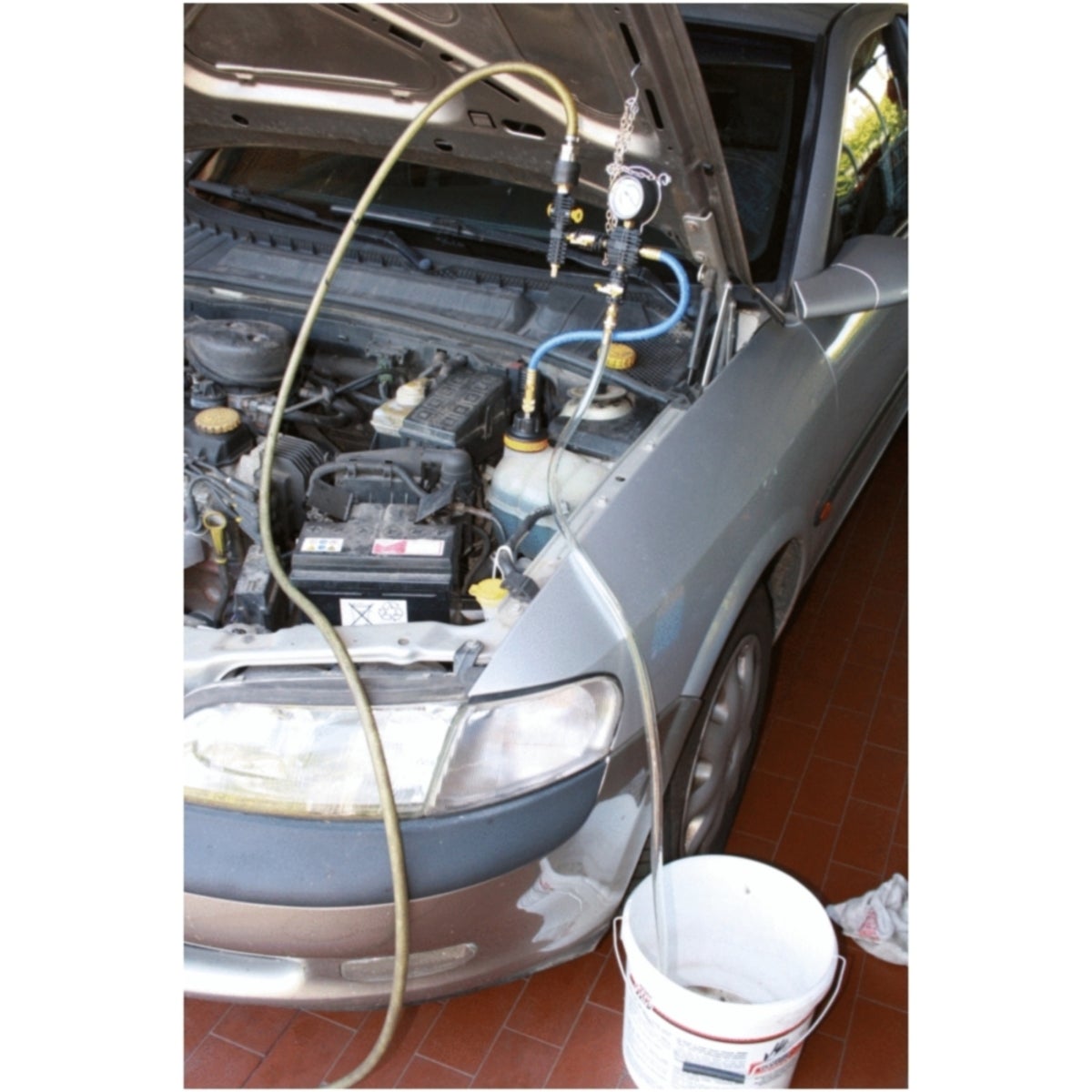 FOT_ANW_ALG_AUTO_150_1930_AW11_SALL_AING_V1