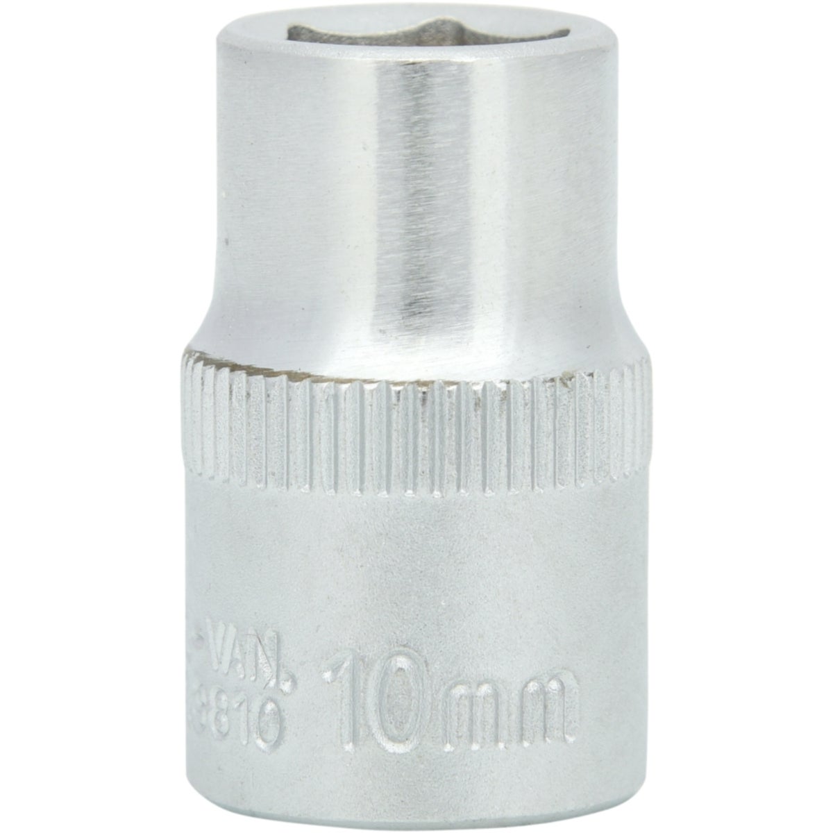 FOT_PRO_VAR_917_3810_6_SALL_AING_V1