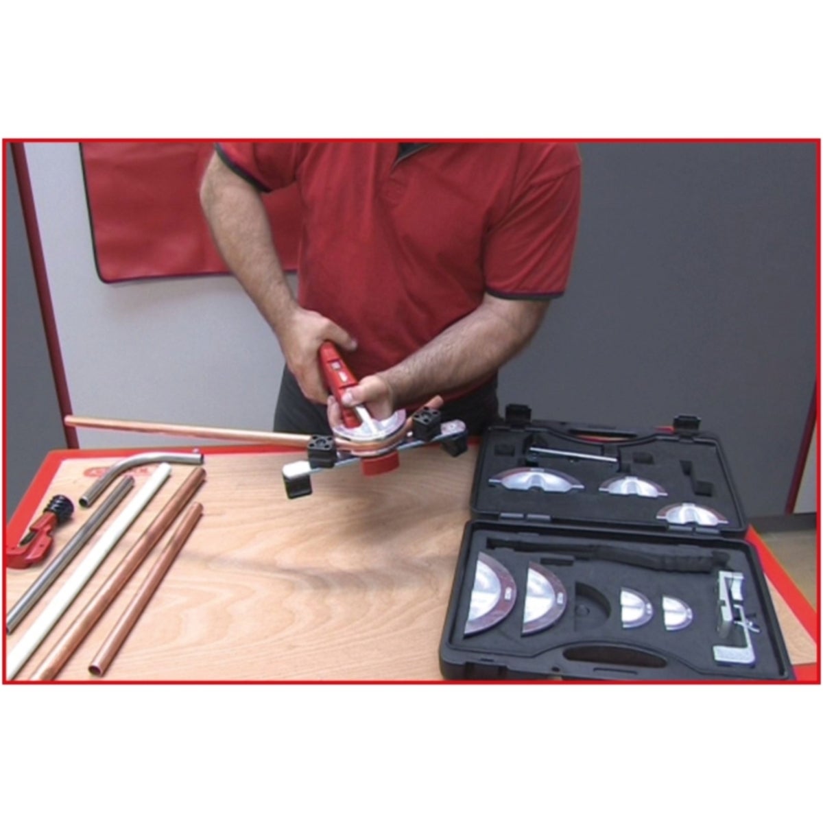 FOT_ANW_ALG_SAN_203_1400_AW1_SALL_AING_V1