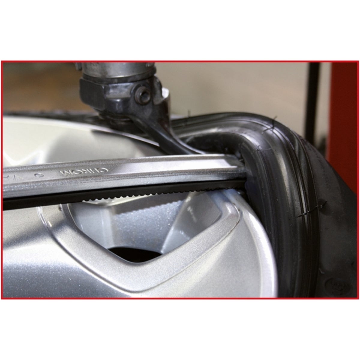 FOT_ANW_ALG_AUTO_911_8199_AW3_SALL_AING_V1