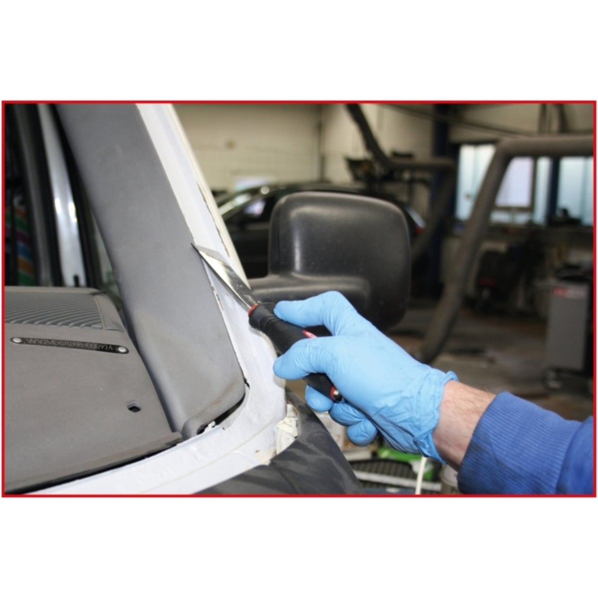 FOT_ANW_ALG_AUTO_907_221X_1-4__AW1_SALL_AING_V1