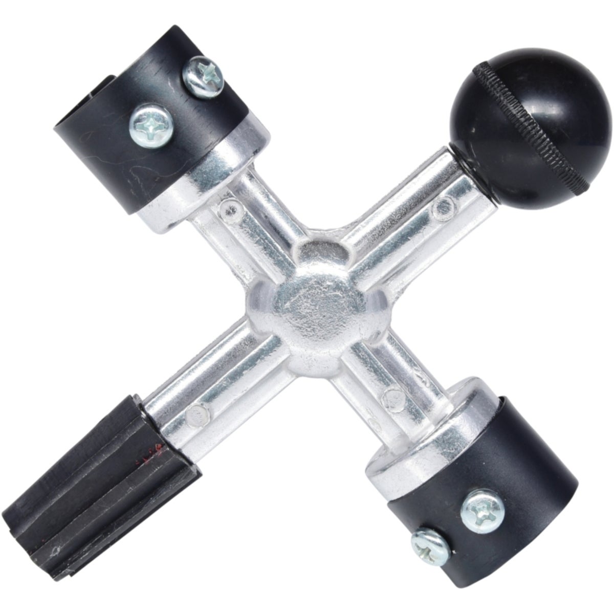 FOT_PRO_VAR_700_1195_2_SALL_AING_V1