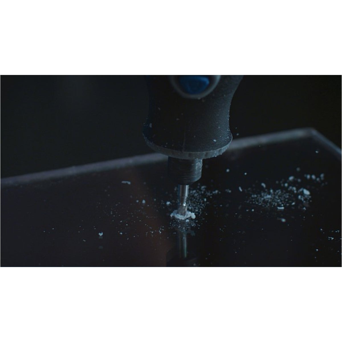 IMG-RD-25096-53KBrzXZQFufFV3
