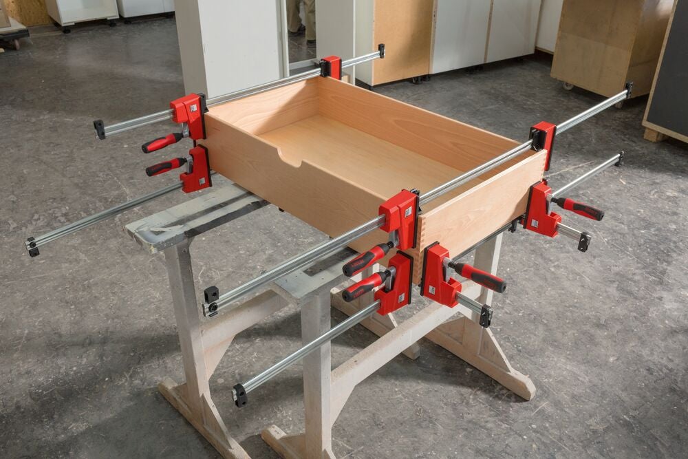 krev_work_wood_1