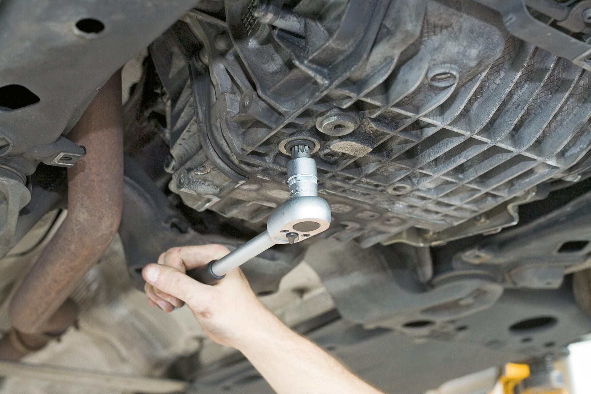 2567-16_anwendung_pkw_1