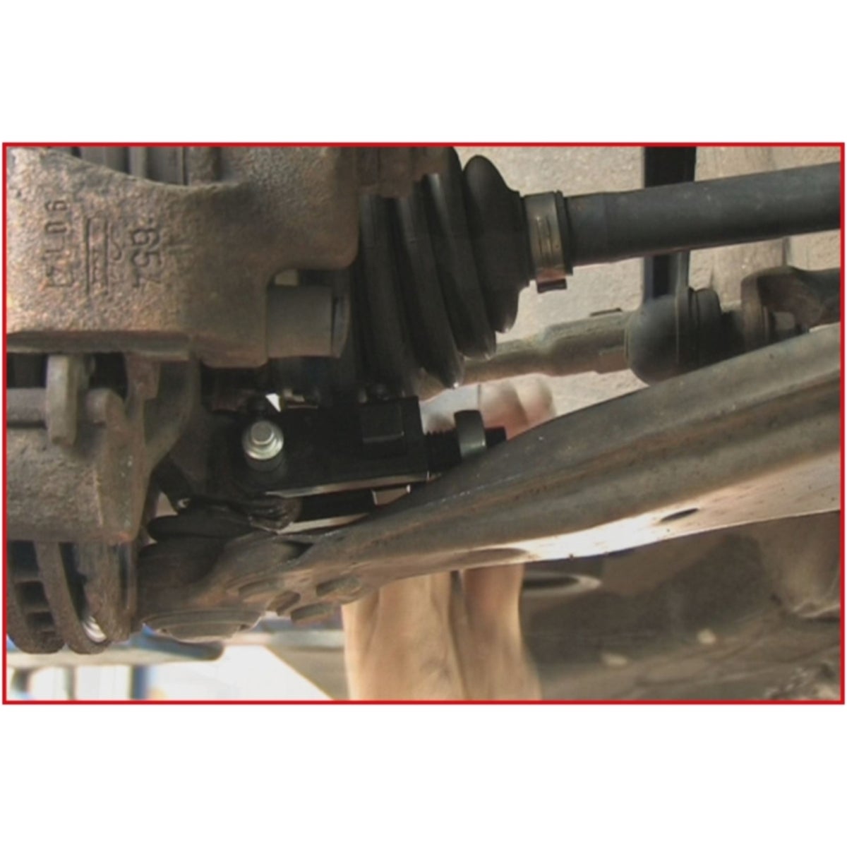 FOT_ANW_ALG_AUTO_700_5650_AW6_SALL_AING_V1