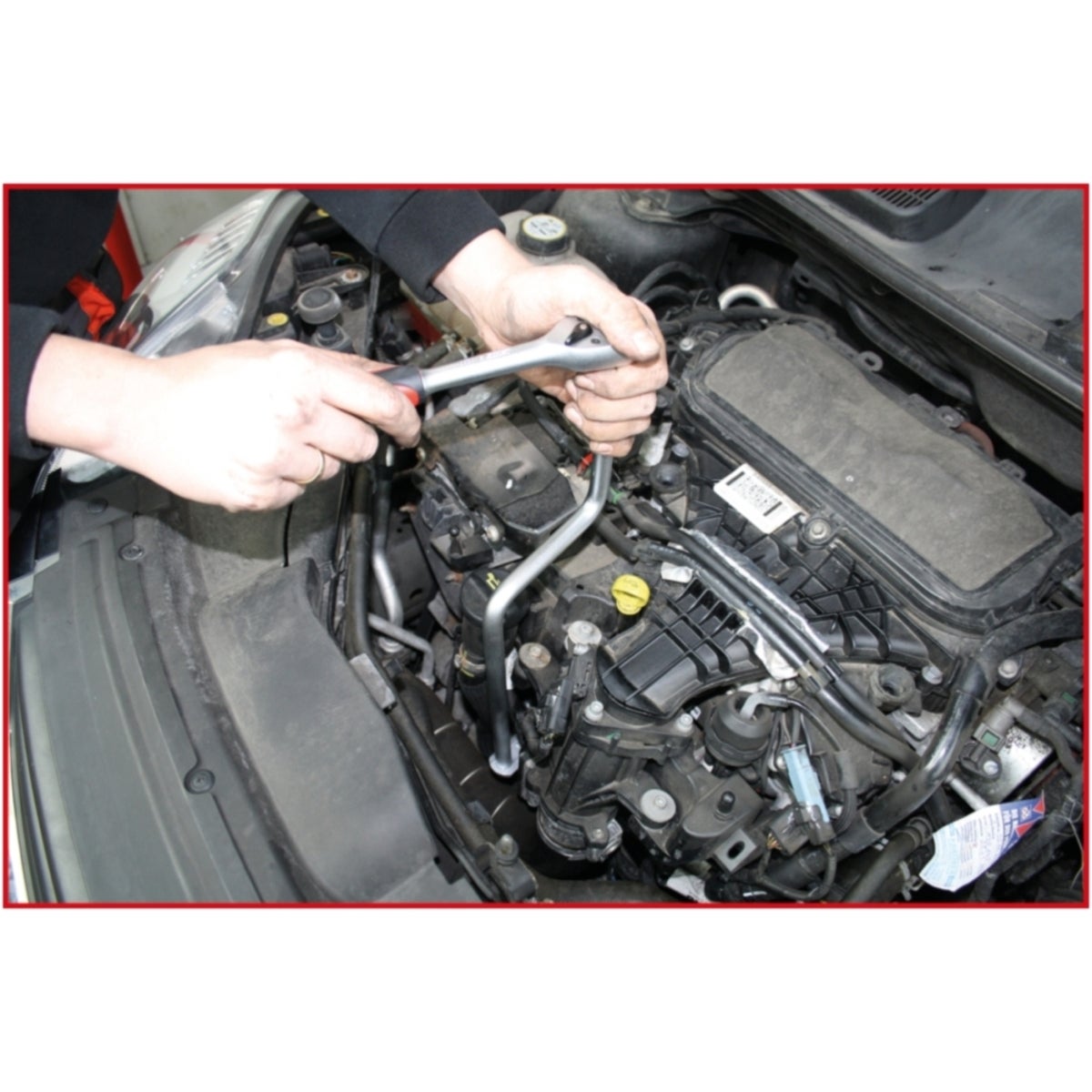 FOT_ANW_ALG_AUTO_150_9446_AW1_SALL_AING_V1