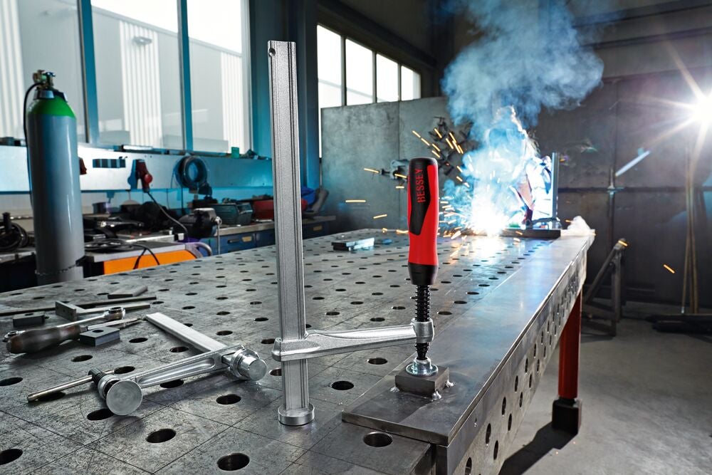 tw28-2k_work_steel_1