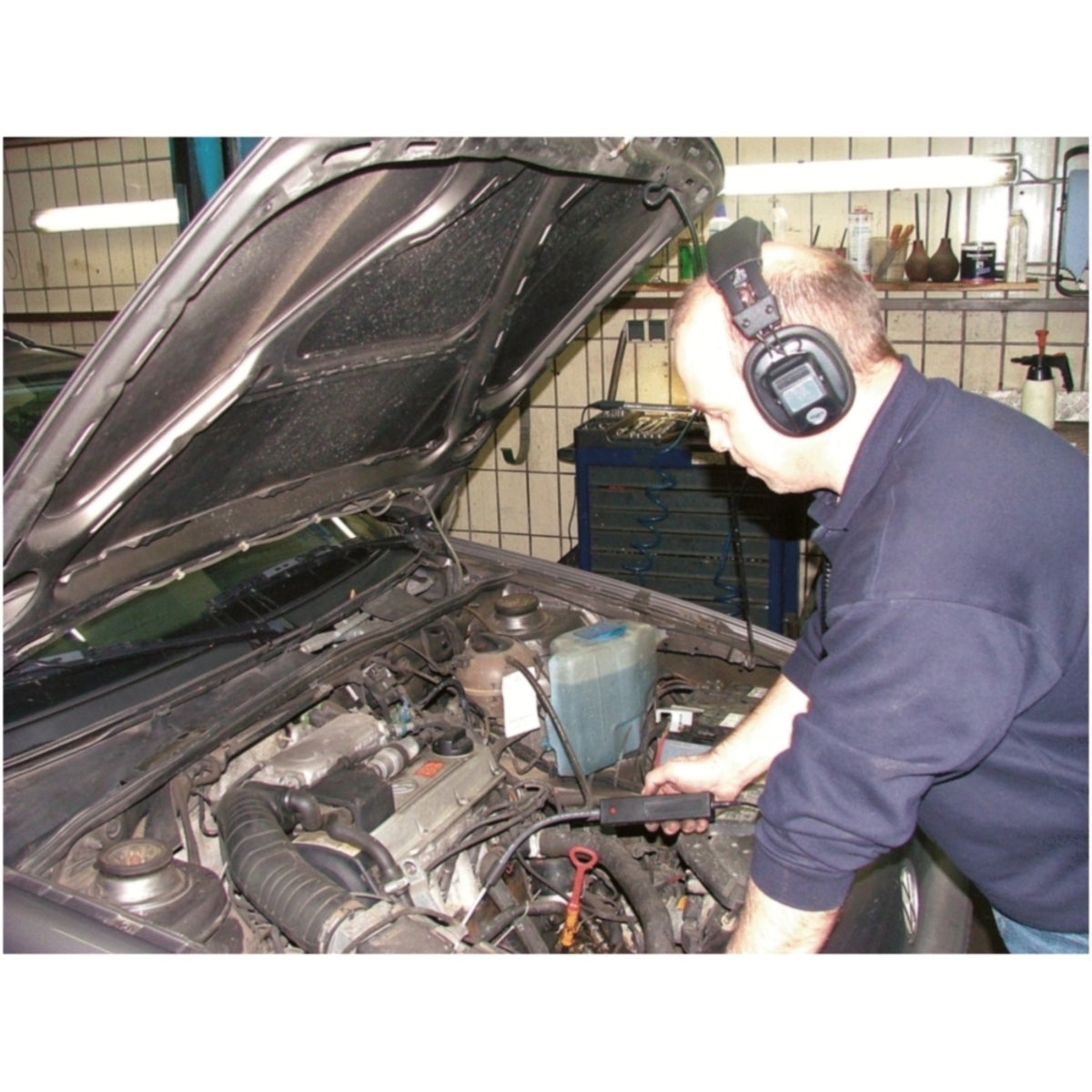 FOT_ANW_ALG_AUTO_150_1695_AW2_SALL_AING_V1