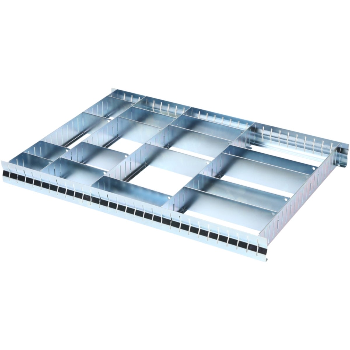 FOT_PRO_VAR_875_9940_2_SALL_AING_V1