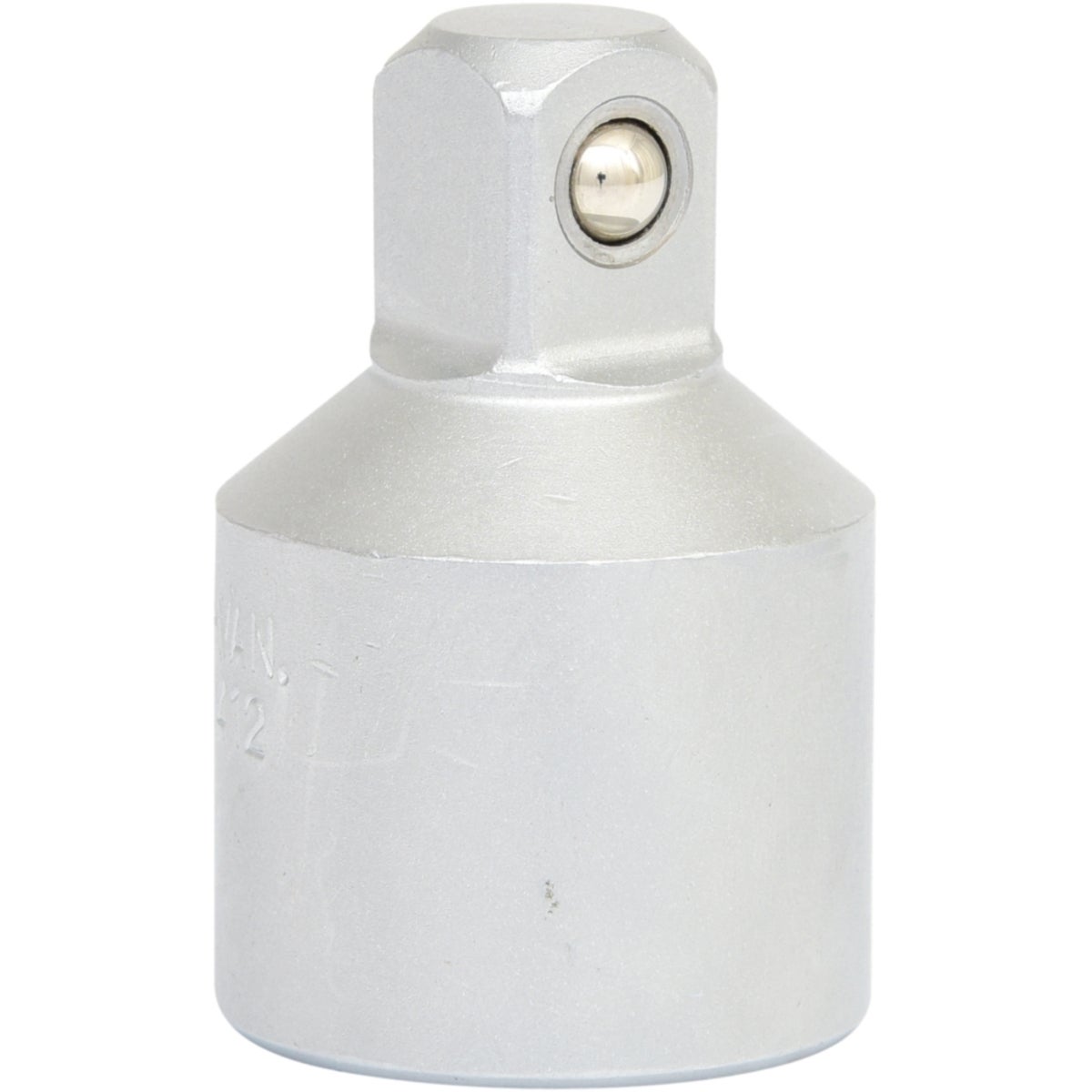 FOT_PRO_VAR_911_3412_6_SALL_AING_V1