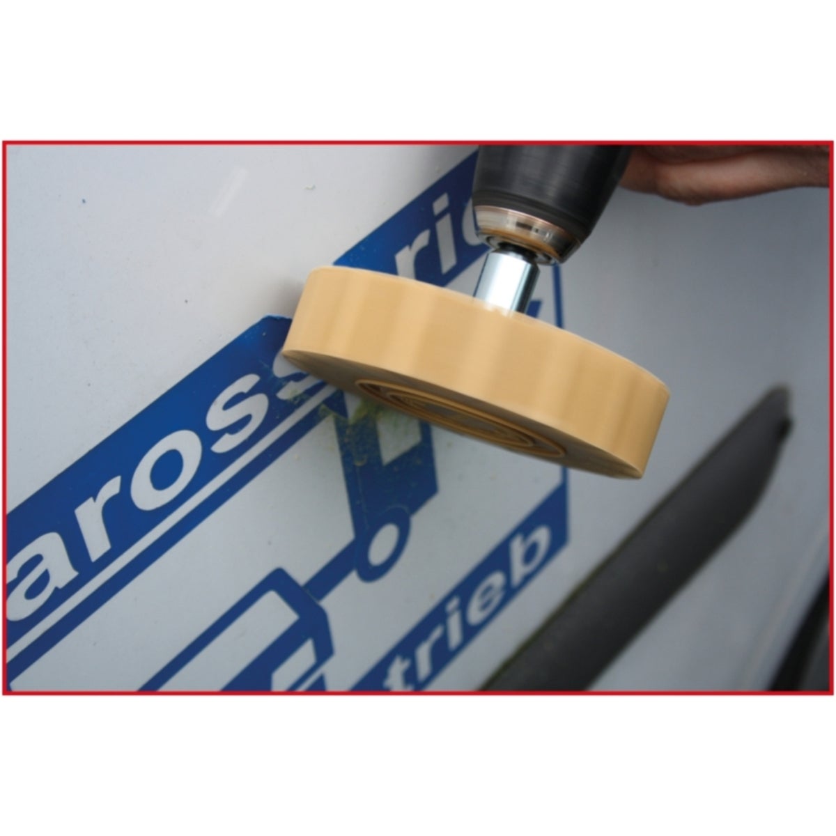 FOT_ANW_ALG_AUTO_515_1247_AW1_SALL_AING_V1