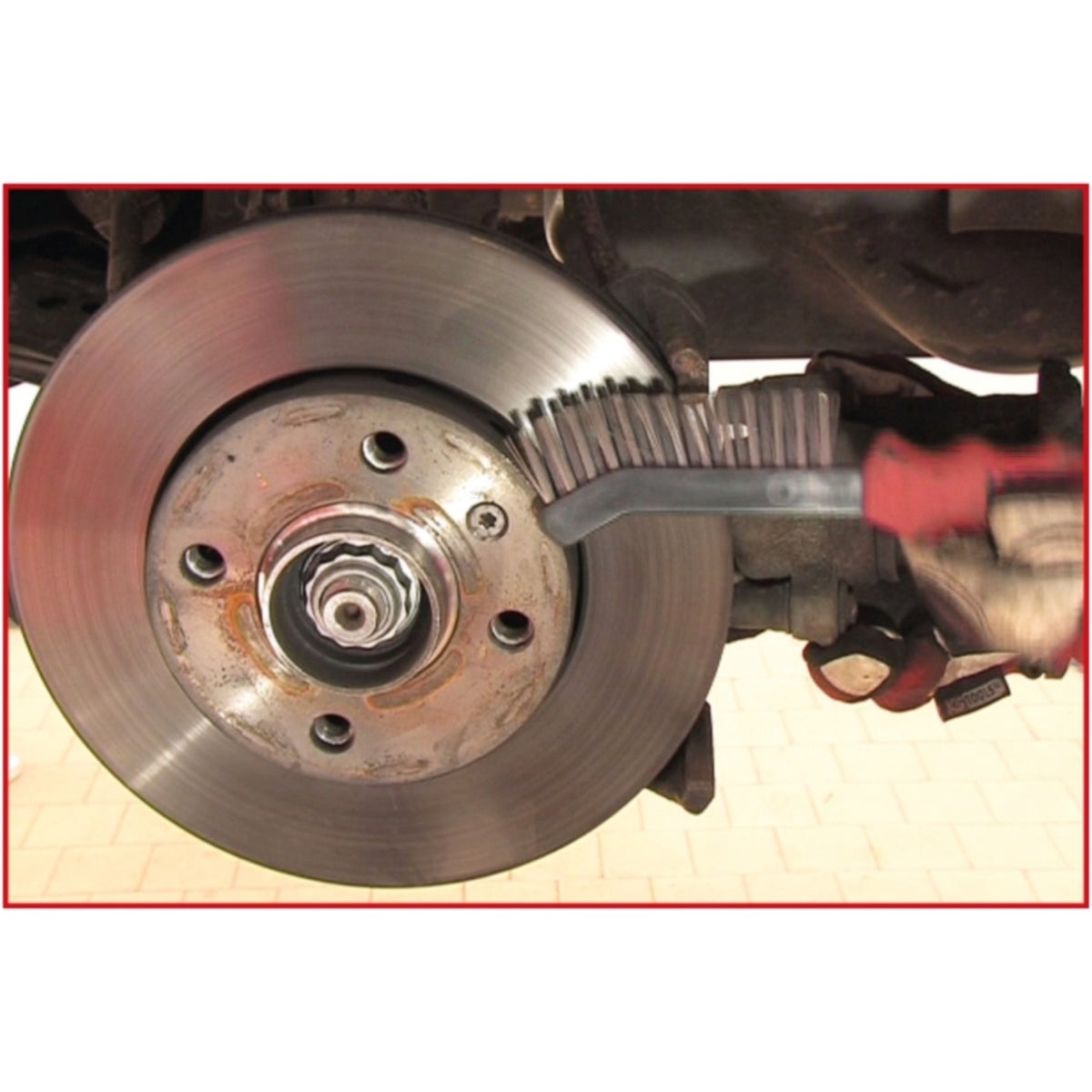 FOT_ANW_ALG_AUTO_201_232X_0-2__AW1_SALL_AING_V1