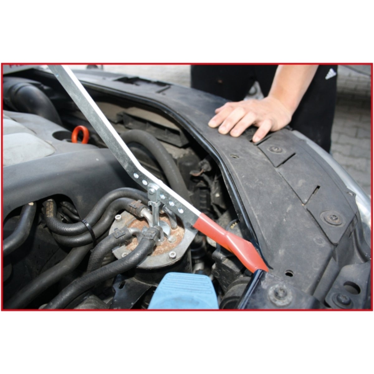 FOT_ANW_ALG_AUTO_150_3126_AW6_SALL_AING_V1