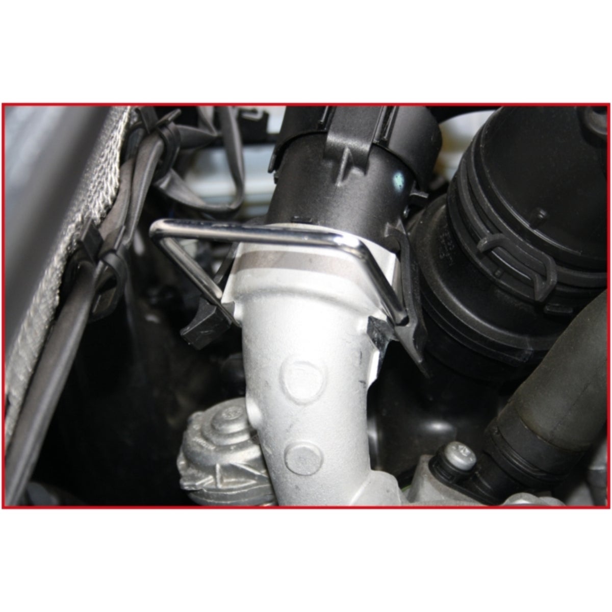 FOT_ANW_ALG_AUTO_115_1069_AW1_SALL_AING_V1