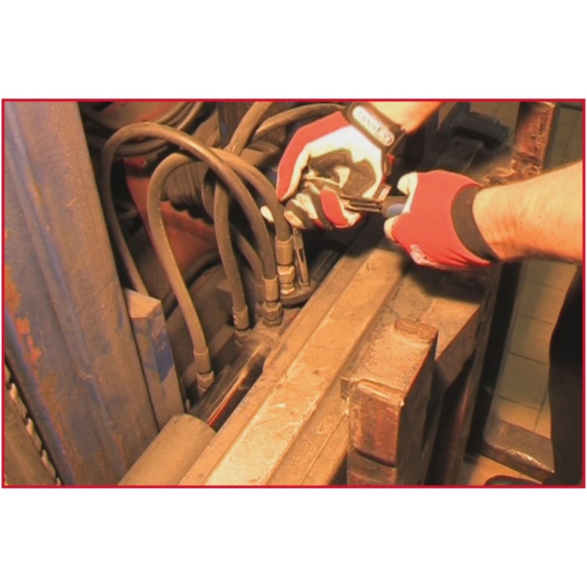 FOT_ANW_ALG_AUTO_913_1300_AW3_SALL_AING_V1