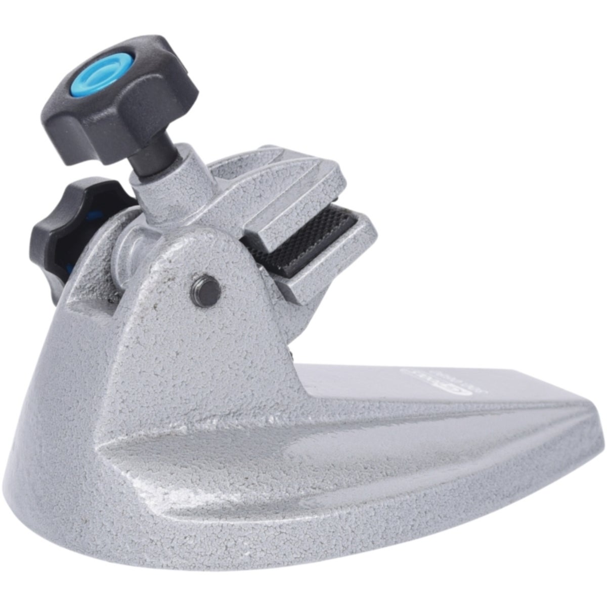 FOT_PRO_VAR_300_0680_2_SALL_AING_V1