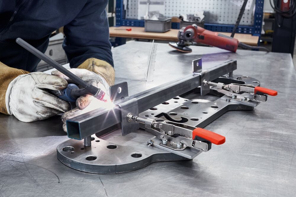 stc-ihh15_work_steel_1