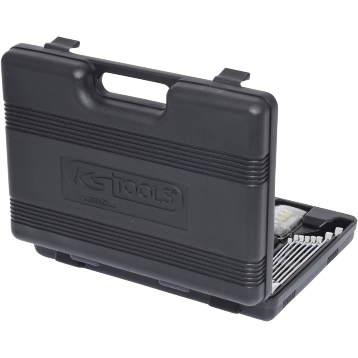 FOT_PRO_VAR_911_0650_2_SALL_AING_V1