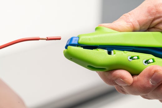 AWB_54000300_Duo-Crimp_No_300_Green_Line_06