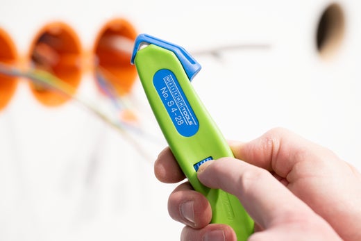 AWB_53055328_Kabelmesser_No_S_4-28_Green_Line_01