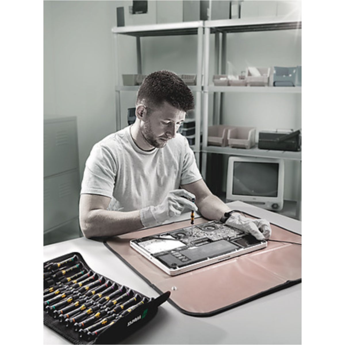 ANW_Kraftform_Micro_ESD_Big_Pack_Motiv_1B_Job_5136_RK